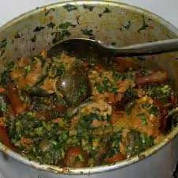Man steals pot of soup in Delta
